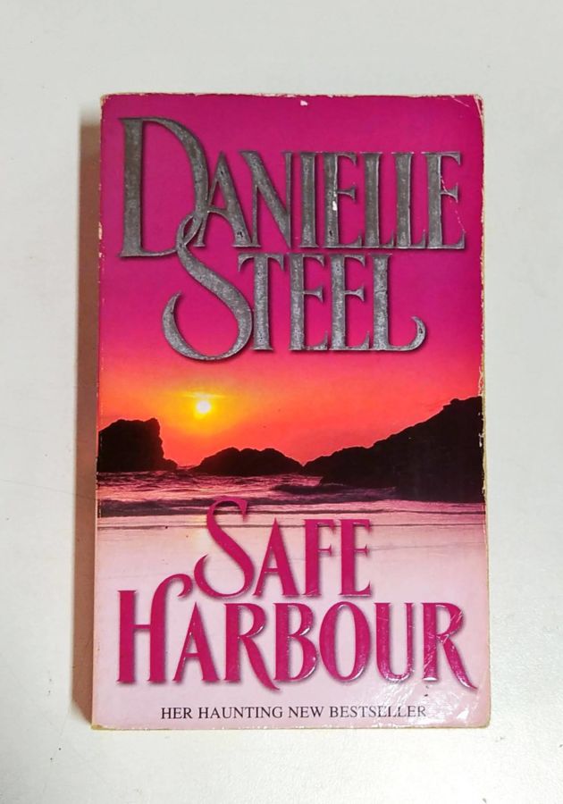 <a href="https://www.touchelivros.com.br/livro/safe-harbour/">Safe Harbour - Danielle Steel</a>