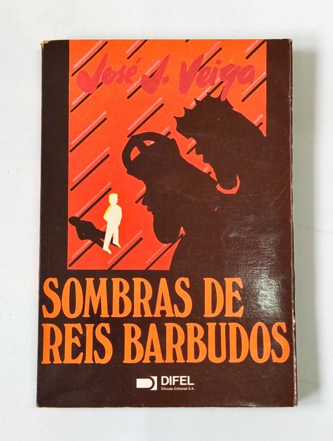 <a href="https://www.touchelivros.com.br/livro/sombras-de-reis-barbudos/">Sombras de Reis Barbudos - José J. Veiga</a>