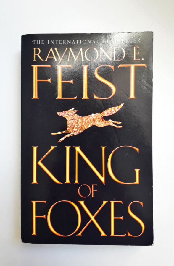 <a href="https://www.touchelivros.com.br/livro/king-of-foxes/">King of Foxes - Feist Raymond</a>