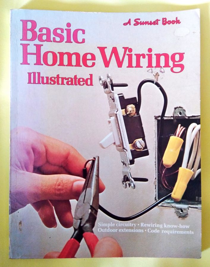 <a href="https://www.touchelivros.com.br/livro/basic-home-wiring-illustrated/">Basic Home Wiring Illustrated - A Sunset Books</a>