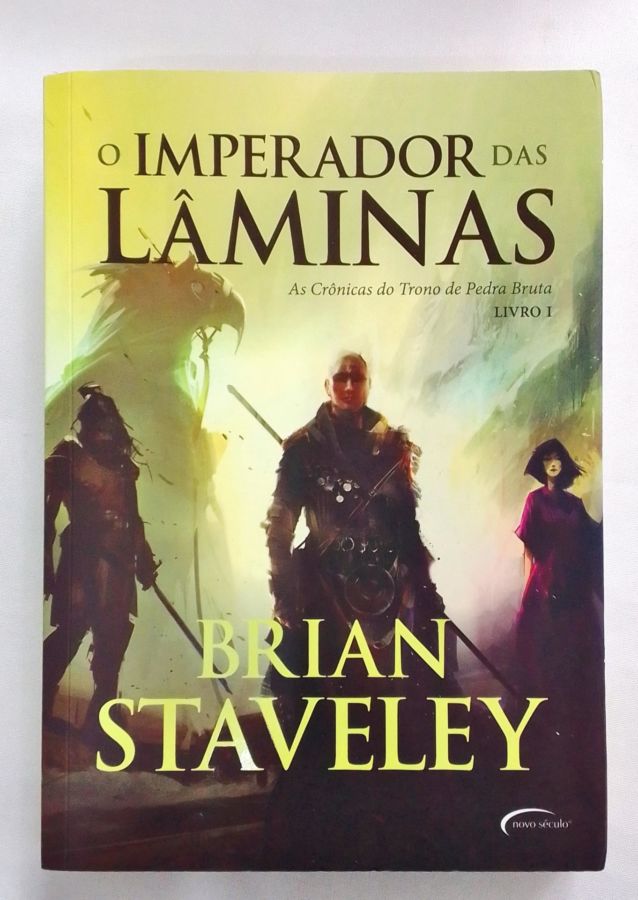 <a href="https://www.touchelivros.com.br/livro/o-imperador-das-laminas/">O Imperador das Lâminas - Brian Staveley</a>