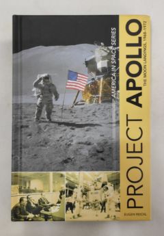 <a href="https://www.touchelivros.com.br/livro/project-apollo-the-moon-landings/">Project Apollo – The Moon Landings - Eugen Reichl</a>