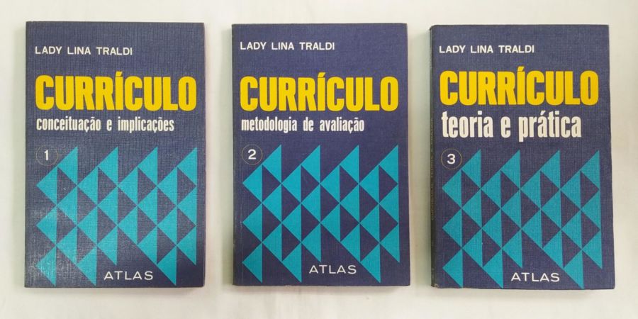 <a href="https://www.touchelivros.com.br/livro/curriculo-3-vol/">Currículo – 3 Vol. - Lady Lina Traldi</a>