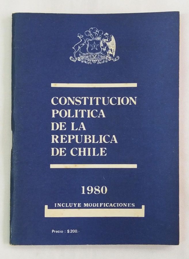<a href="https://www.touchelivros.com.br/livro/constitucion-politica-de-la-republica-de-chile/">Constitucion Politica De La Republica De Chile - Da Editora</a>