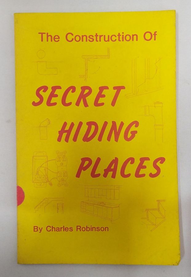 <a href="https://www.touchelivros.com.br/livro/the-construction-of-secret-hiding-places/">The Construction of Secret Hiding Places - Charles Robinson</a>