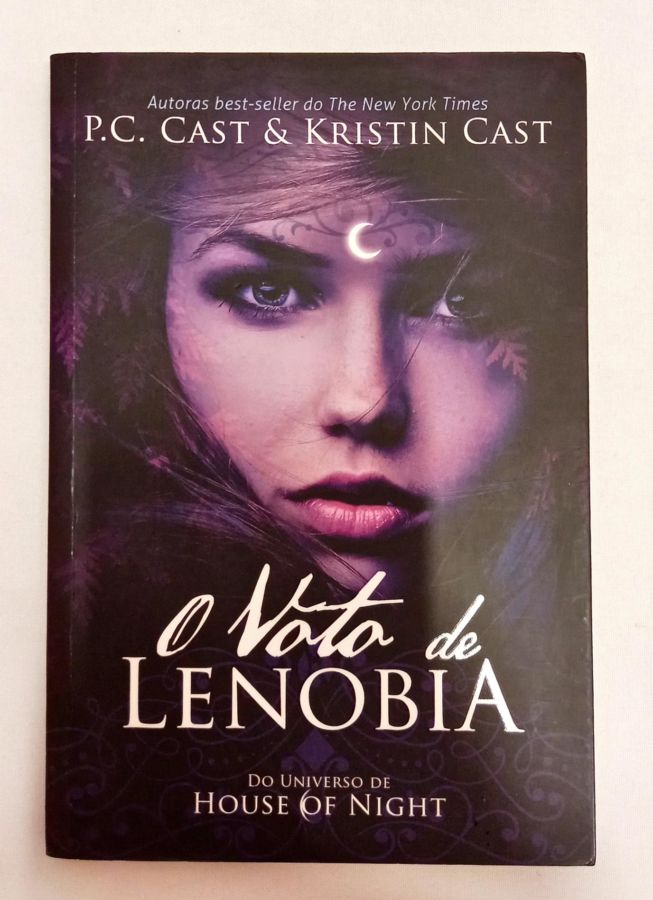 <a href="https://www.touchelivros.com.br/livro/o-voto-de-lenobia/">O Voto de Lenobia - P. C. Cast e Kristin Cast</a>