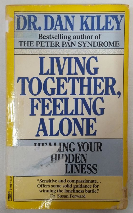 <a href="https://www.touchelivros.com.br/livro/living-together-feeling-alone/">Living Together, Feeling Alone - Dan Kiley</a>