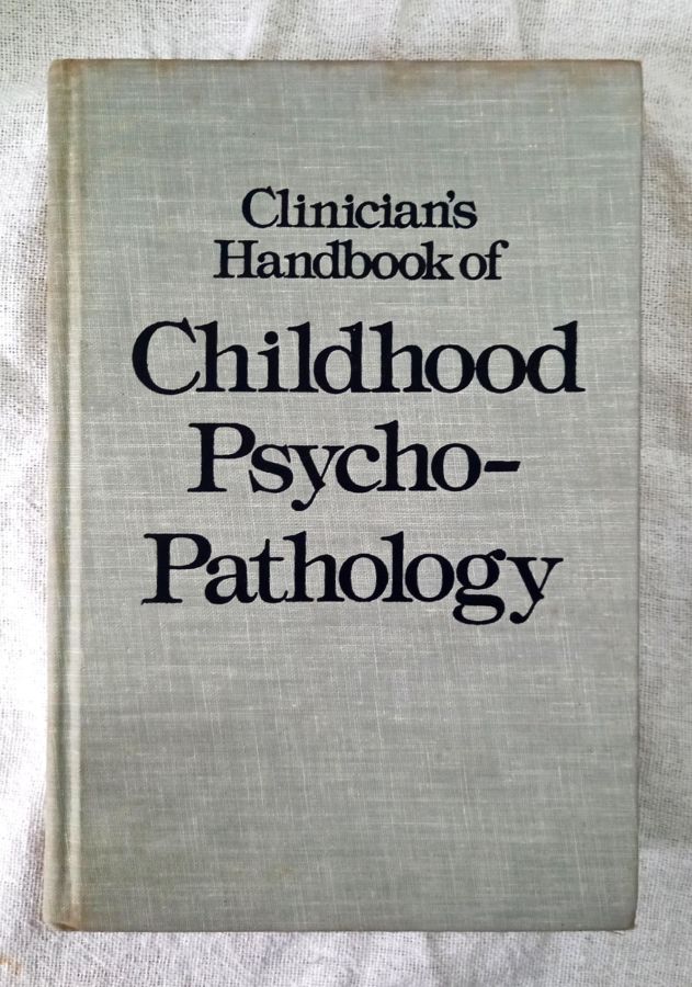 <a href="https://www.touchelivros.com.br/livro/childhhood-psycho-pathology/">Childhhood Psycho-Pathology - Martin M. Josephson e Robert T. Porter</a>