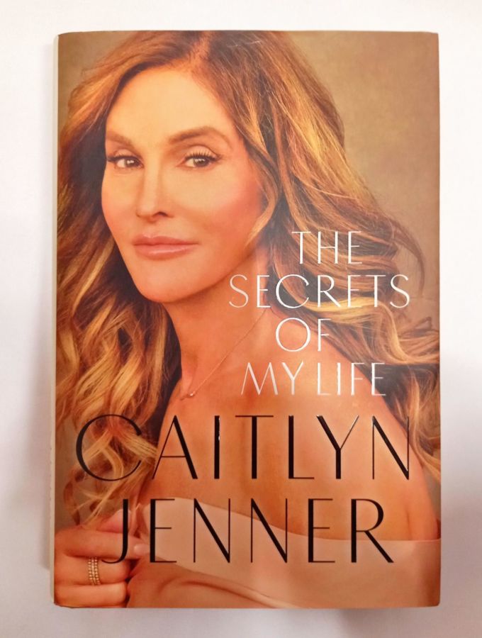 <a href="https://www.touchelivros.com.br/livro/the-secrets-of-my-life/">The Secrets of My Life - Caitlyn Jenner</a>
