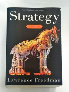 <a href="https://www.touchelivros.com.br/livro/strategy-a-historia/">Strategy – A História - Lawrence Freedman</a>