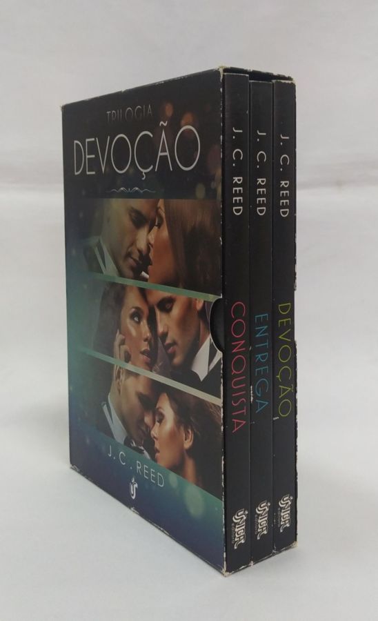<a href="https://www.touchelivros.com.br/livro/box-trilogia-devocao-3-volumes/">Box Trilogia Devoção – 3 Volumes - J. C. Reed</a>