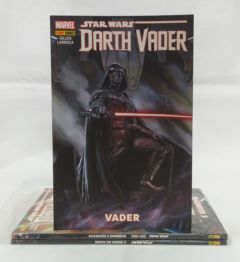 <a href="https://www.touchelivros.com.br/livro/colecao-hqs-star-wars-darth-vader-3-volumes/">Coleção HQs Star Wars Darth Vader – 3 Volumes - Kieron Gillen</a>