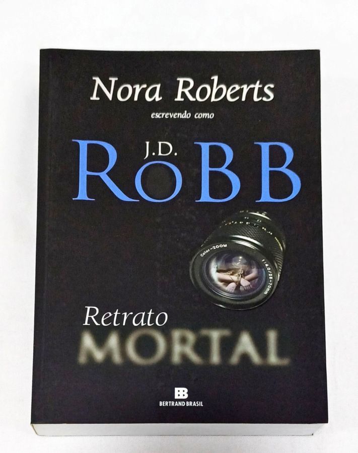 <a href="https://www.touchelivros.com.br/livro/serie-mortal-retrato-mortal/">Série Mortal – Retrato Mortal - J. D. Robb</a>