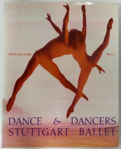 <a href="https://www.touchelivros.com.br/livro/dance-and-dancers-of-the-stuttgart-ballet/">Dance and Dancers of the Stuttgart Ballet - Felipe Alcoceba</a>