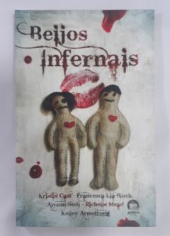 <a href="https://www.touchelivros.com.br/livro/beijos-infernais/">Beijos Infernais - Alyson Noël</a>