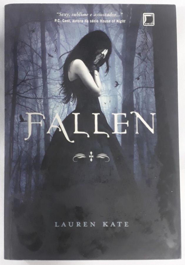 <a href="https://www.touchelivros.com.br/livro/fallen-vol-1-4/">Fallen (Vol. 1) - Lauren Kate</a>