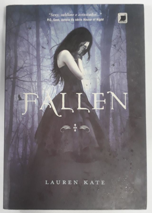 <a href="https://www.touchelivros.com.br/livro/fallen-vol-1/">Fallen (Vol. 1) - Lauren Kate</a>