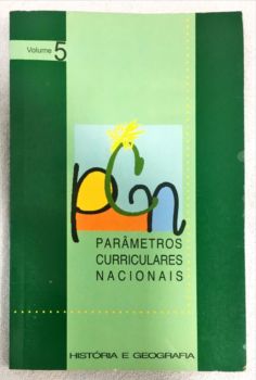 <a href="https://www.touchelivros.com.br/livro/parametros-curriculares-nacionais/">Parâmetros Curriculares Nacionais - Secretaria De Educação Fundamental</a>
