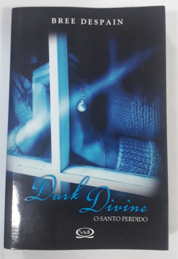 <a href="https://www.touchelivros.com.br/livro/dark-divine-o-santo-perdido-3/">Dark Divine: o santo perdido - Bree Despain</a>