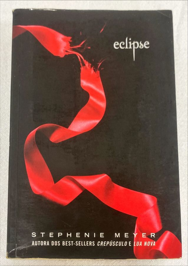 <a href="https://www.touchelivros.com.br/livro/eclipse-8/">Eclipse - Stephenie Meyer</a>