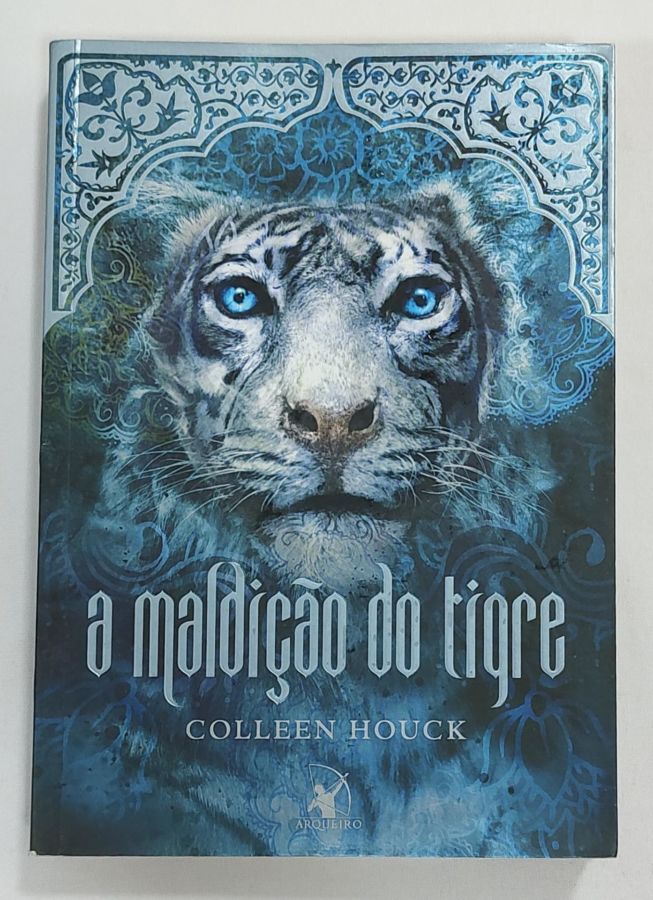 <a href="https://www.touchelivros.com.br/livro/a-maldicao-do-tigre-a-saga-do-tigre-vol-1/">A Maldição Do Tigre – A Saga Do Tigre Vol. 1 - Colleen Houck</a>