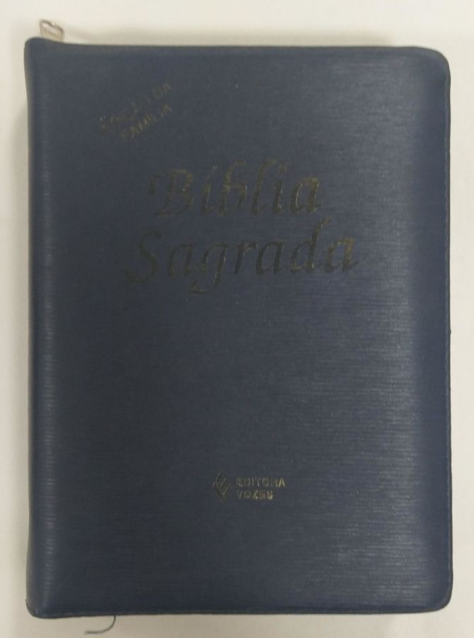 <a href="https://www.touchelivros.com.br/livro/biblia-sagrada-ziper/">Bíblia Sagrada – Zíper - Vários Autores</a>